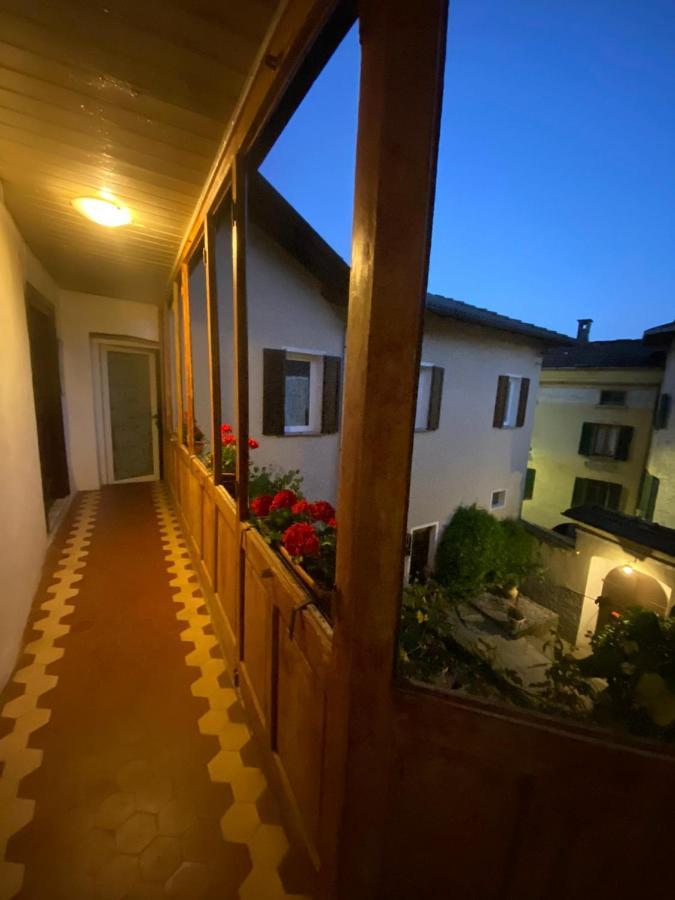 דירות Castiglione dʼIntelvi Casa Olmi Dependance מראה חיצוני תמונה